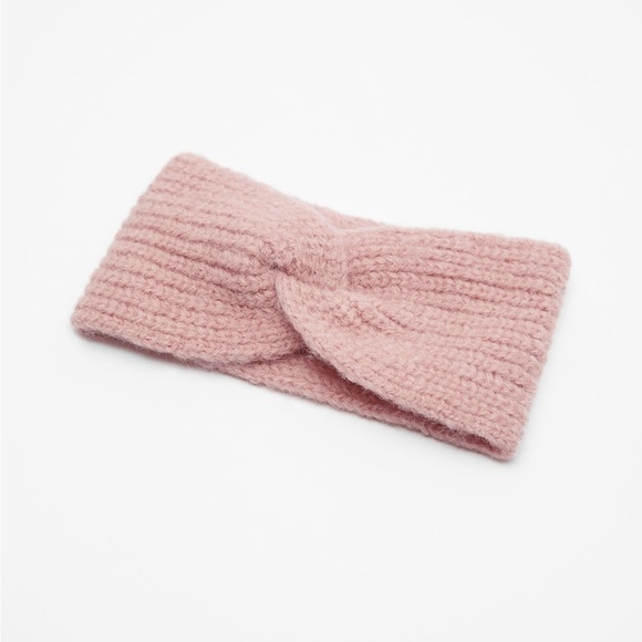 🌹NWT. Zara Creamy Pink Rib Knotted Headband. - Picture 2 of 8